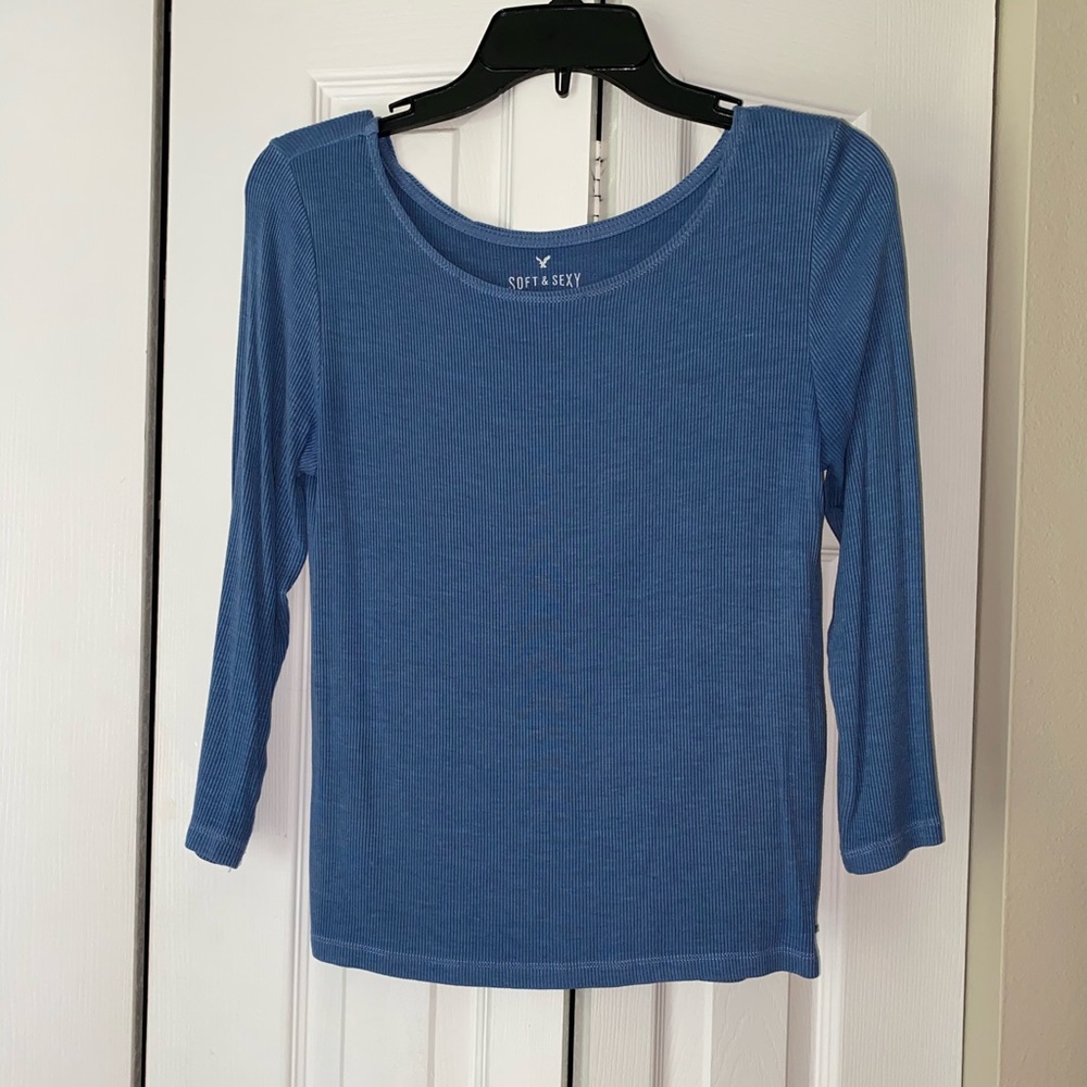 AE quarter sleeve top
